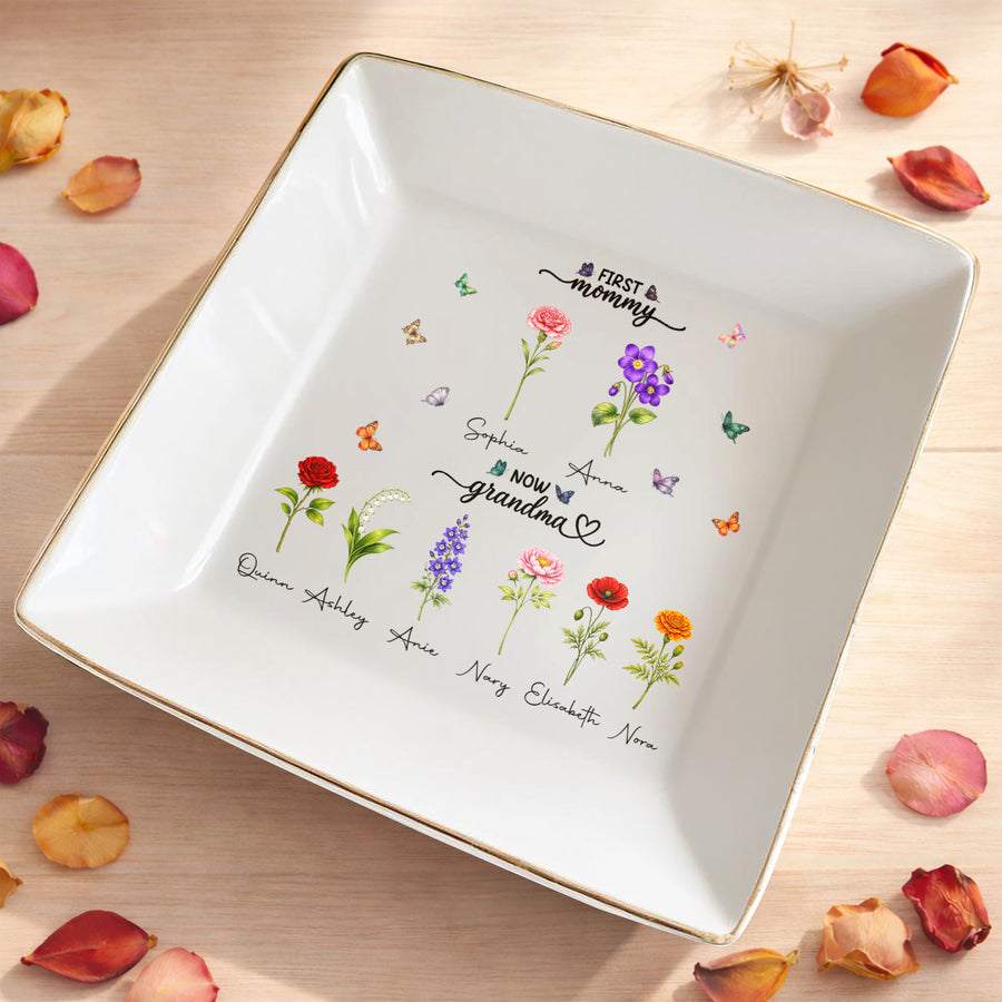 To My Grandma – First Mom, Now Grandma - Personalized Square Ceramic Dish - SCD_GM1 - SCD GM1 MK4